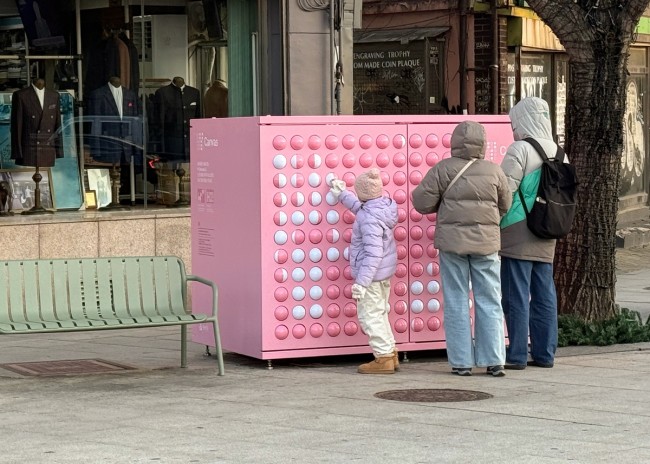 용산구, 도시 미관 해치던 한전 지상기기 '도시의 비밀상자'로 재탄생