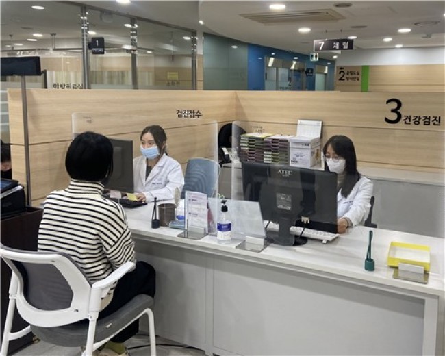 서초구, 서울시 최초 '산모 출산 후 건강검진' 실시