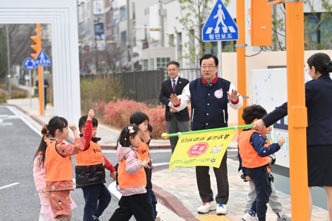 이제 '안전 교육 원정'은 끝…하남 미사숲에 뜬 '역대급' 교통공원